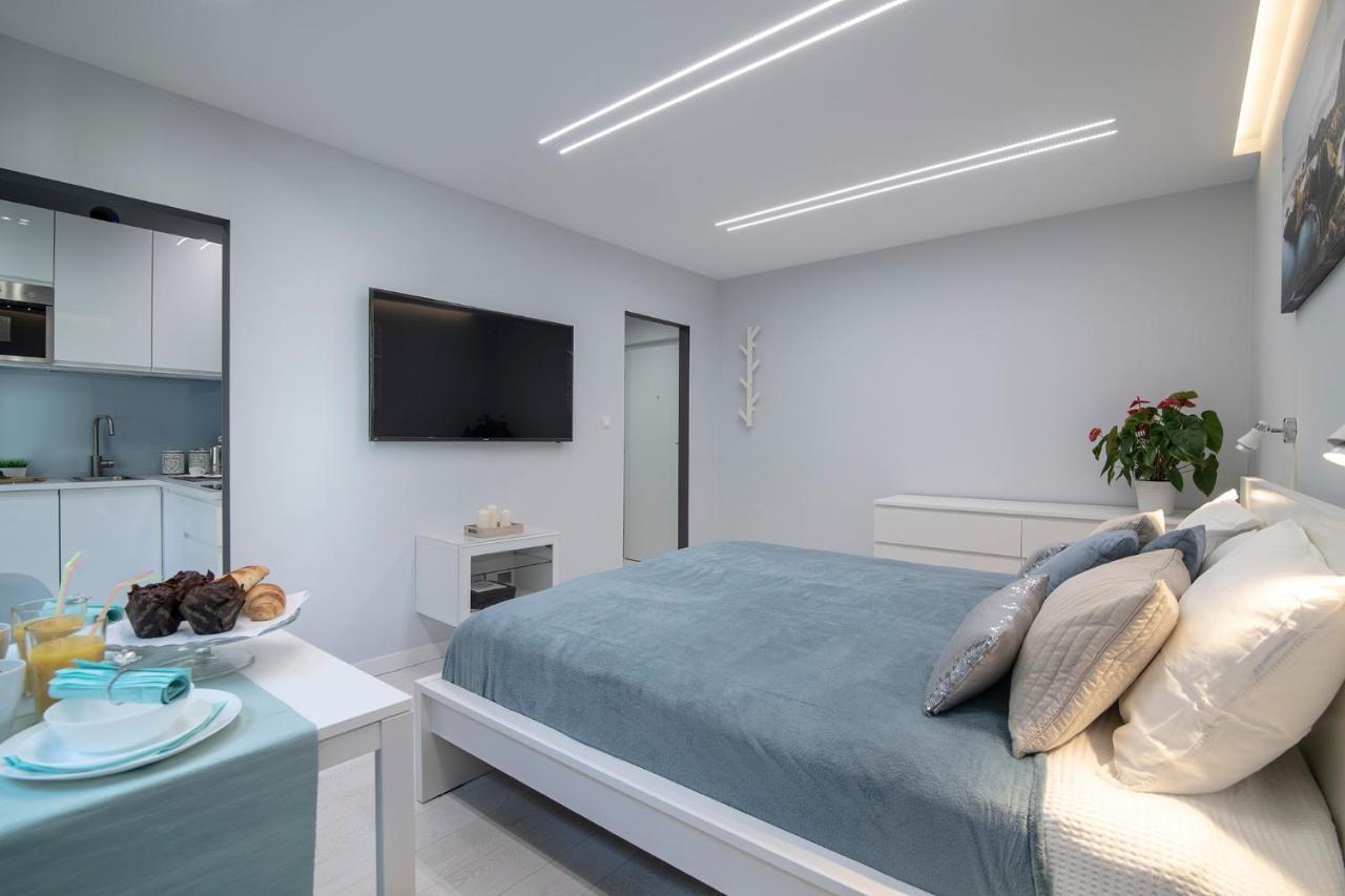 Wlr Apartments - Hoza III Warsawa Bagian luar foto